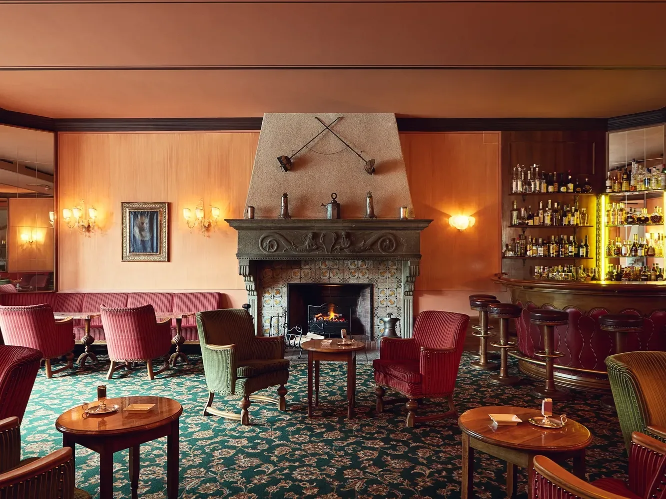 Renaissance Bar Badrutt's Palace, St. Moritz, bar setting