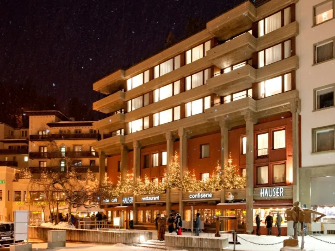 Hotel Hauser in St-Moritz: terrace, bar, view, exterior