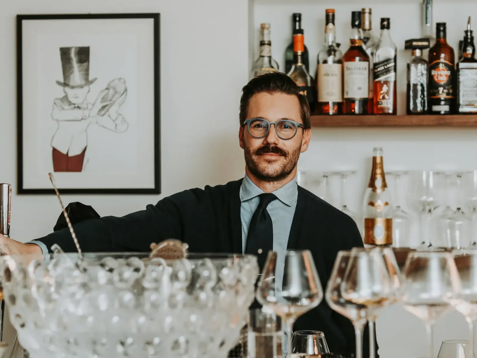 cafe Belmont in St-Moritz: atmosphere, cocktail, bar, interior