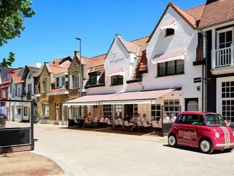 Guests at den Oosthoek, a bar in Knokke-Le Zoute