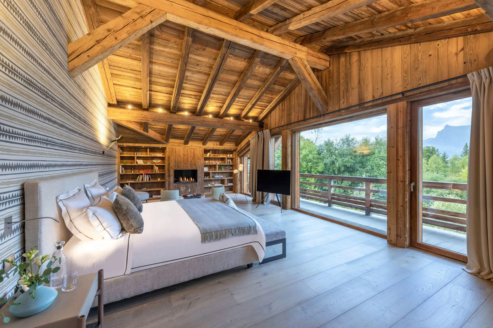 Terrazza dello chalet a Megève, uno spazio per rilassarsi all'aperto