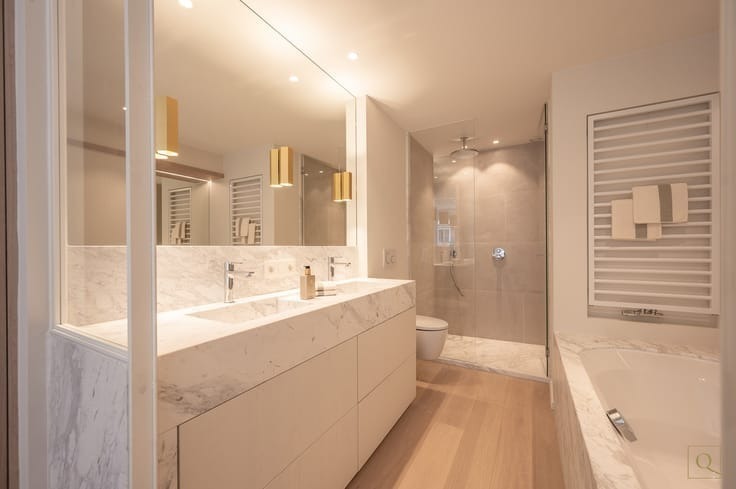 Cocina cuidada del apartamento de diseño, en pleno centro de Knokke