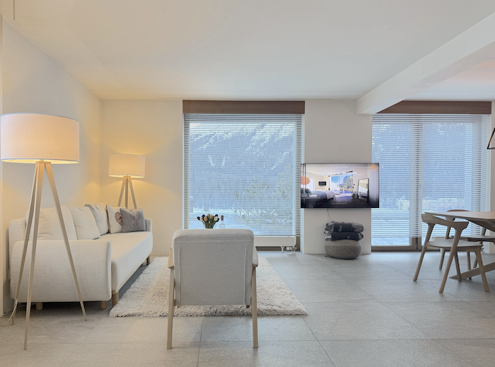 Apartamento para quatro com terraço em Sankt Moritz