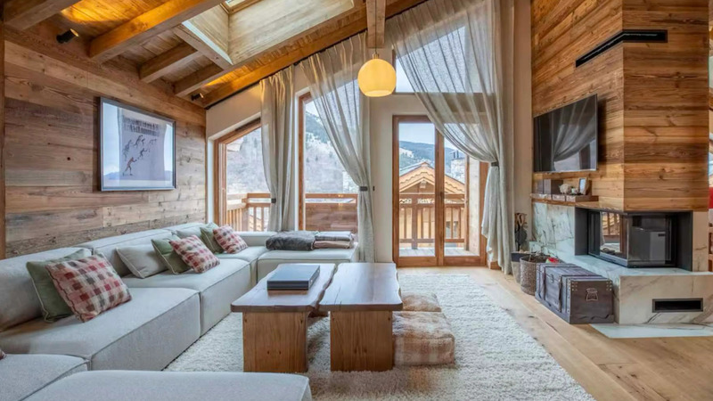 Chalet de luxe avec piscine intérieure et spa à Méribel